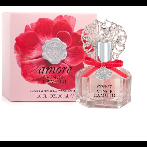 Vince Camuto Other - Vince Camuto beautiful scent